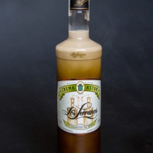 Crema Astur Los Serrano 70 cl
