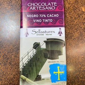 Chocolate artesano negro 72% cacao vino tinto