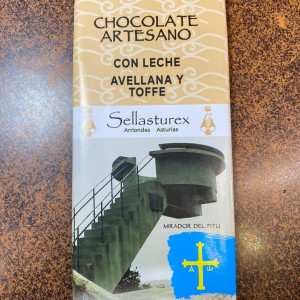 Chocolate artesano con leche, avellana y toffe